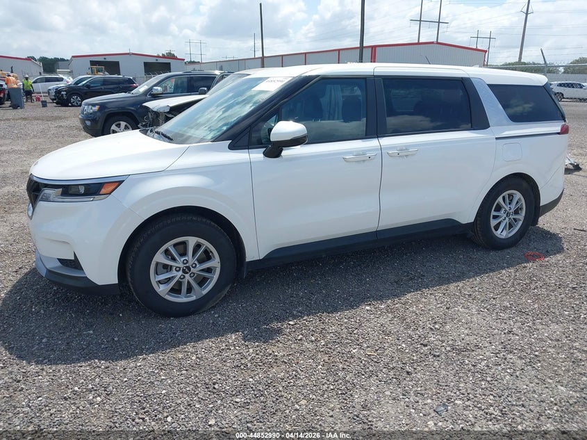 2024 Kia Carnival VIN KNDNB4H30R6355332 IAAI salvage auction — RIGHT REAR, Wait Title, sold $8,000 on 2026-07-22 (photo 2)
