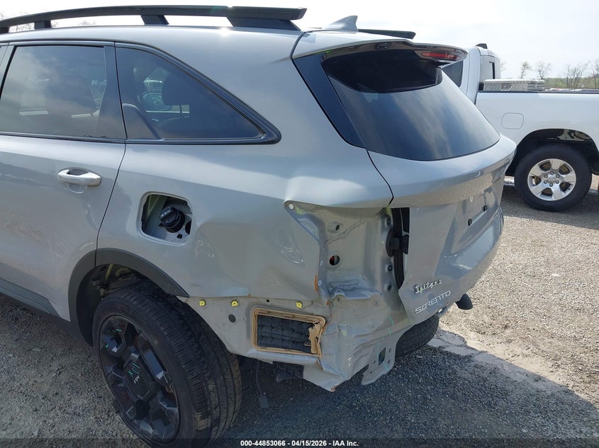 2024 Kia Sorento VIN 5XYRKDJF3RG304023 IAAI salvage auction — LEFT REAR, Wait Title, sold $13,600 on 2026-08-24 (photo 6)