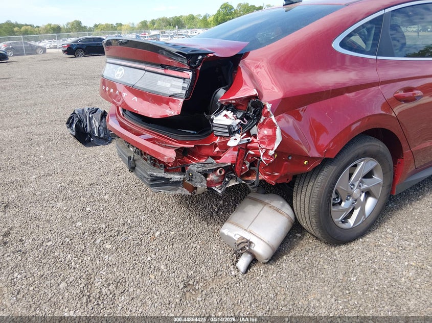 2026 Hyundai Sonata VIN KMHL24JA5TA542209 IAAI salvage auction — REAR END, Wait Title, sold $8,300 on 2026-07-07 (photo 6)