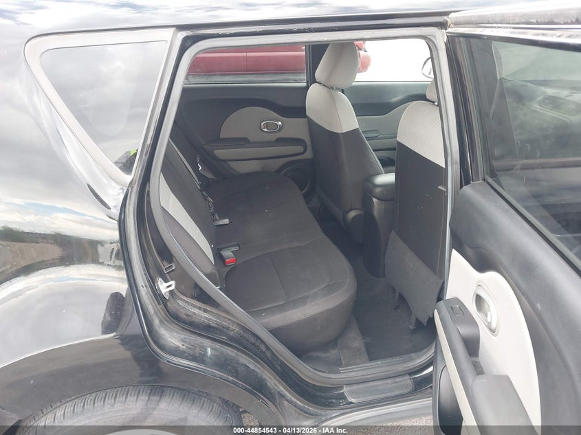 2016 Kia Soul VIN KNDJN2A20G7322799 IAAI salvage auction — FRONT & REAR, Salvage (Arizona), sold $750 on 2026-07-23 (photo 8)