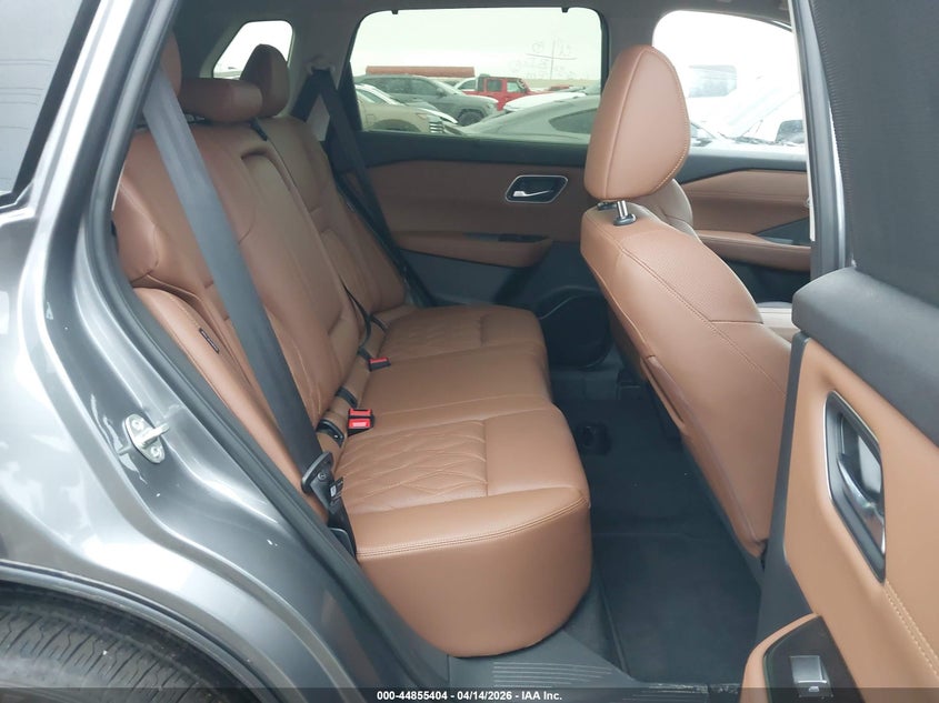 2026 Nissan Rogue VIN JN8BT3DD2TW300806 IAAI salvage auction — SIDE, Wait Title, sold $22,800 on 2026-07-20 (photo 8)