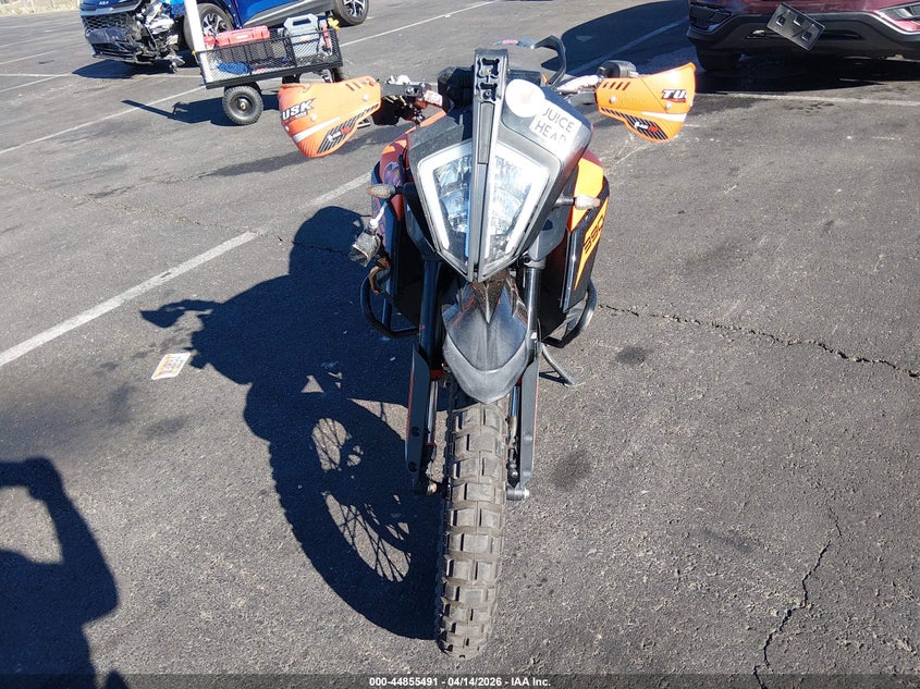2024 Ktm 390 adventure VIN MD2JGJ409RN213314 IAAI salvage auction — RIGHT SIDE, Wait Title, sold $1,050 on 2026-07-07 (photo 5)
