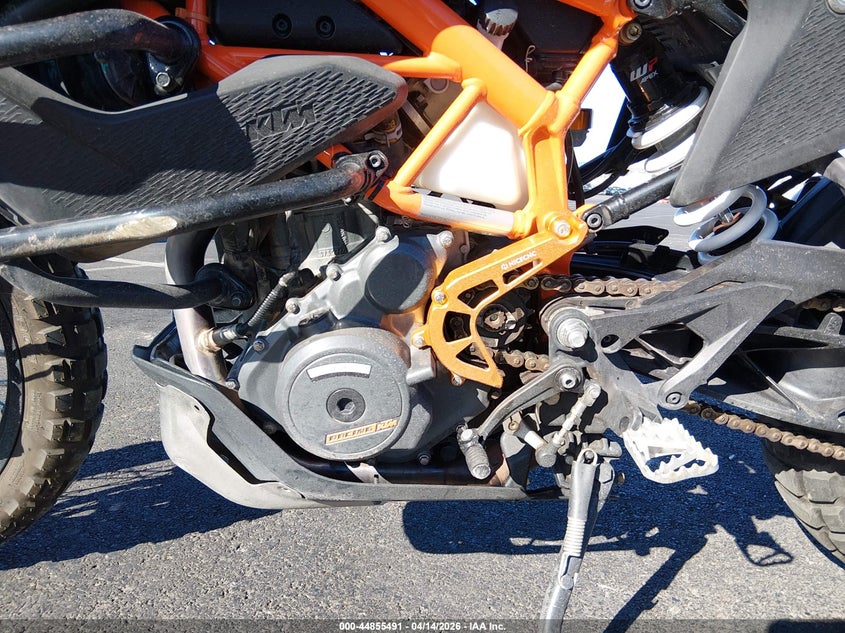 2024 Ktm 390 adventure VIN MD2JGJ409RN213314 IAAI salvage auction — RIGHT SIDE, Wait Title, sold $1,050 on 2026-07-07 (photo 9)