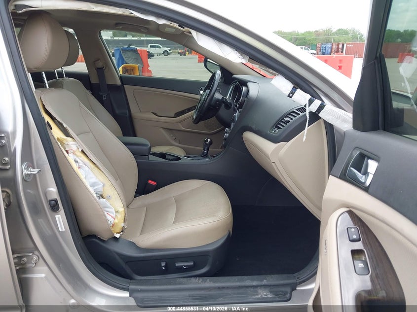 2014 Kia Optima VIN 5XXGN4A71EG312837 IAAI salvage auction — UNKNOWN, Clear (Missouri), sold $375 on 2026-07-21 (photo 5)