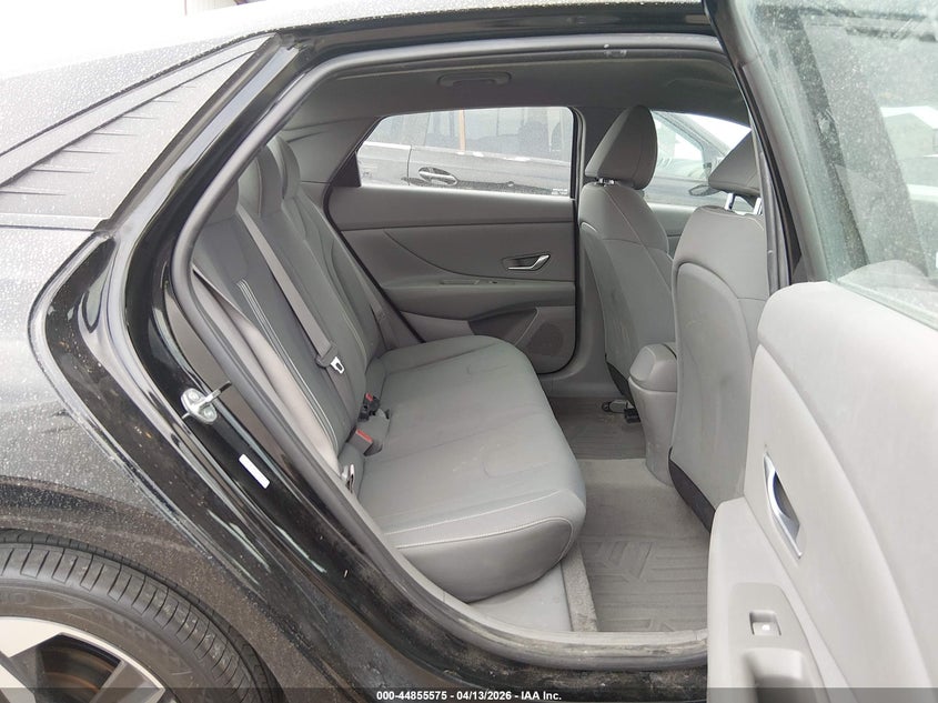 2023 Hyundai Elantra VIN KMHLS4AG9PU513126 IAAI salvage auction — FRONT END, Wait Title, sold $4,100 on 2026-07-22 (photo 8)