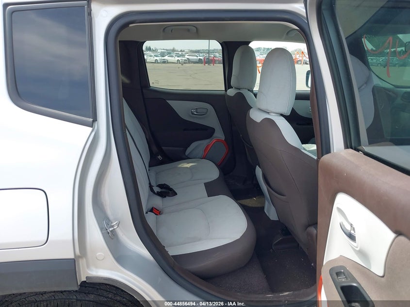 2015 Jeep Renegade VIN ZACCJBBT0FPB76094 IAAI salvage auction — FRONT END, Prior Salvage (Minnesota), sold $1,700 on 2026-07-29 (photo 8)