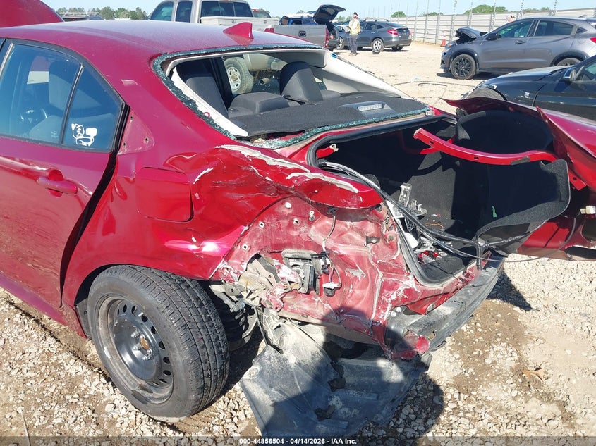 2022 Toyota Corolla VIN 5YFEPMAE7NP387842 IAAI salvage auction — REAR END, Salvage Title, sold $2,550 on 2026-07-28 (photo 6)