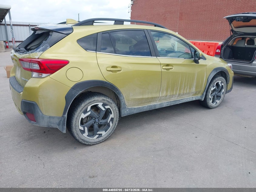 2022 Subaru Xv VIN JF2GTHMC4NH220227 IAAI salvage auction — WATER/FLOOD, Wait Title, sold $4,850 on 2026-07-15 (photo 4)