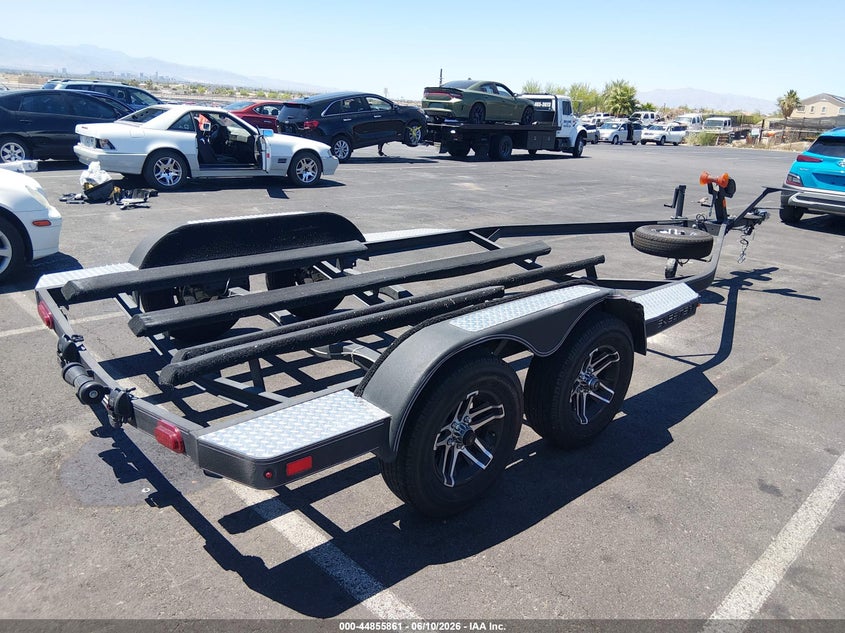 2023 Trl enterprises Boat VIN 7FUBB2426PK230737 IAAI salvage auction — SIDE, Salvage (Nevada), sold $675 on 2026-07-31 (photo 4)