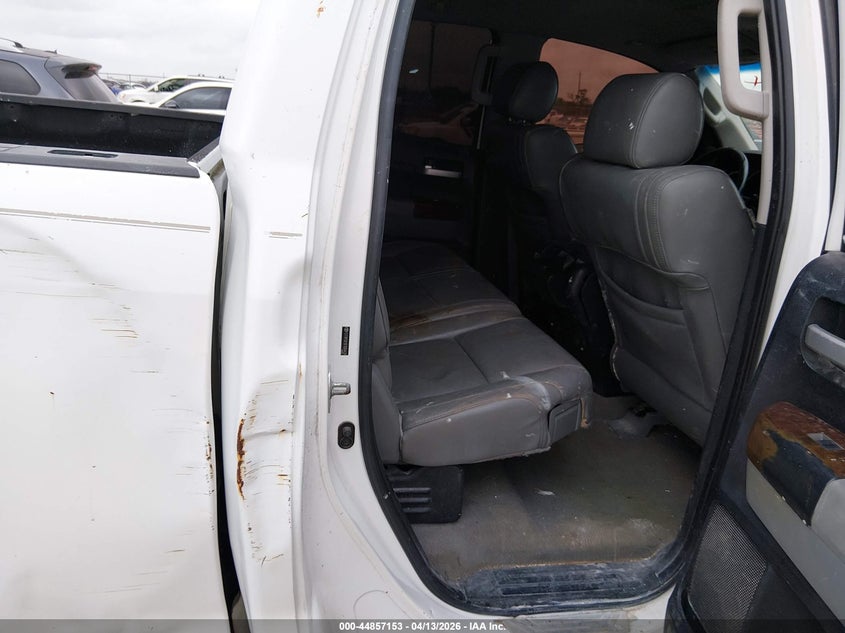 2007 Toyota Tundra VIN 5TFRV58197X004424 IAAI salvage auction — RIGHT SIDE, Salvage (Texas), sold $2,850 on 2026-07-17 (photo 8)