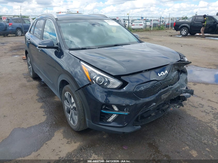 2022 Kia Niro VIN KNDCC3LG4N5142828 IAAI salvage auction — FRONT END, Wait Title, sold $7,100 on 2026-07-29 (photo 1)