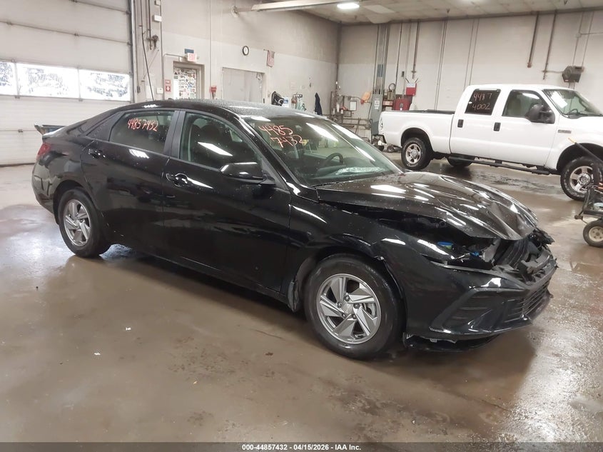 2025 Hyundai Elantra VIN KMHLL4DG4SU087640 IAAI salvage auction — LEFT SIDE, Salvage (Maine), sold $5,050 on 2026-07-20 (photo 1)