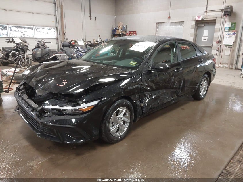 2025 Hyundai Elantra VIN KMHLL4DG4SU087640 IAAI salvage auction — LEFT SIDE, Salvage (Maine), sold $5,050 on 2026-07-20 (photo 2)