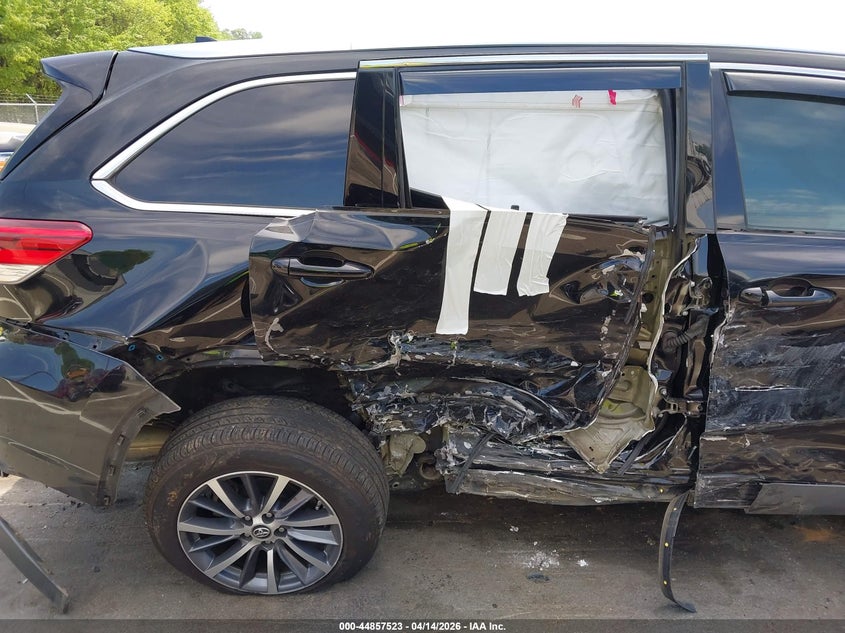 2019 Toyota Highlander VIN 5TDJZRFH2KS706706 IAAI salvage auction — RIGHT SIDE, Wait Title, sold $7,900 on 2026-07-30 (photo 6)