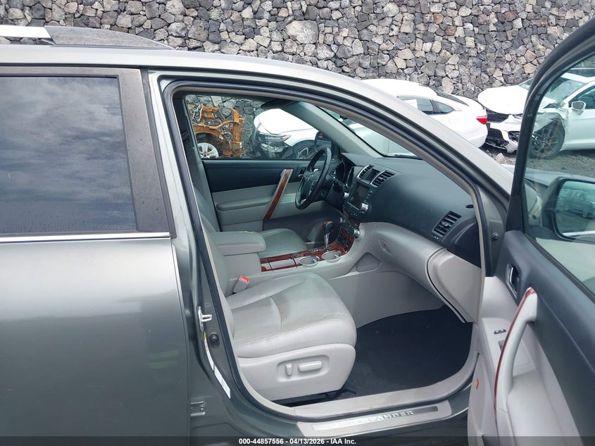2012 Toyota Highlander VIN 5TDDK3EH9CS097227 IAAI salvage auction — FRONT END, Clear (Hawaii), sold $900 on 2026-07-28 (photo 5)