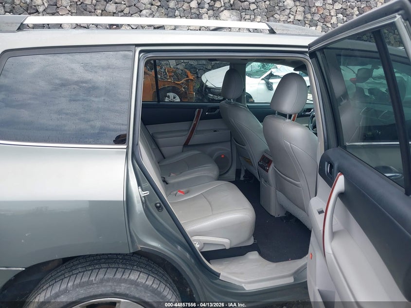 2012 Toyota Highlander VIN 5TDDK3EH9CS097227 IAAI salvage auction — FRONT END, Clear (Hawaii), sold $900 on 2026-07-28 (photo 8)