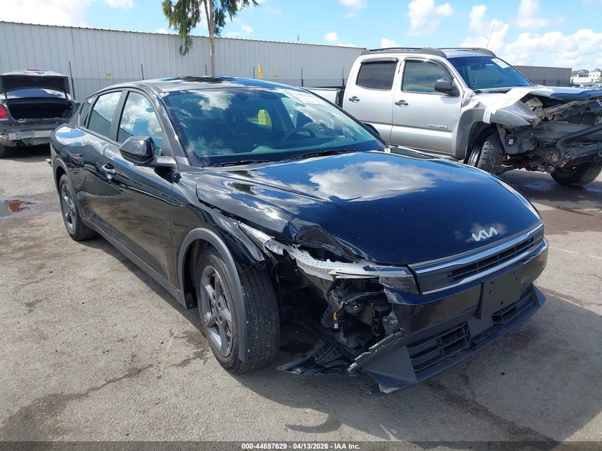 2025 Kia K4 VIN 3KPFT4DE8SE032008 IAAI salvage auction — RIGHT FRONT, Wait Title, sold $4,450 on 2026-07-12 (photo 6)