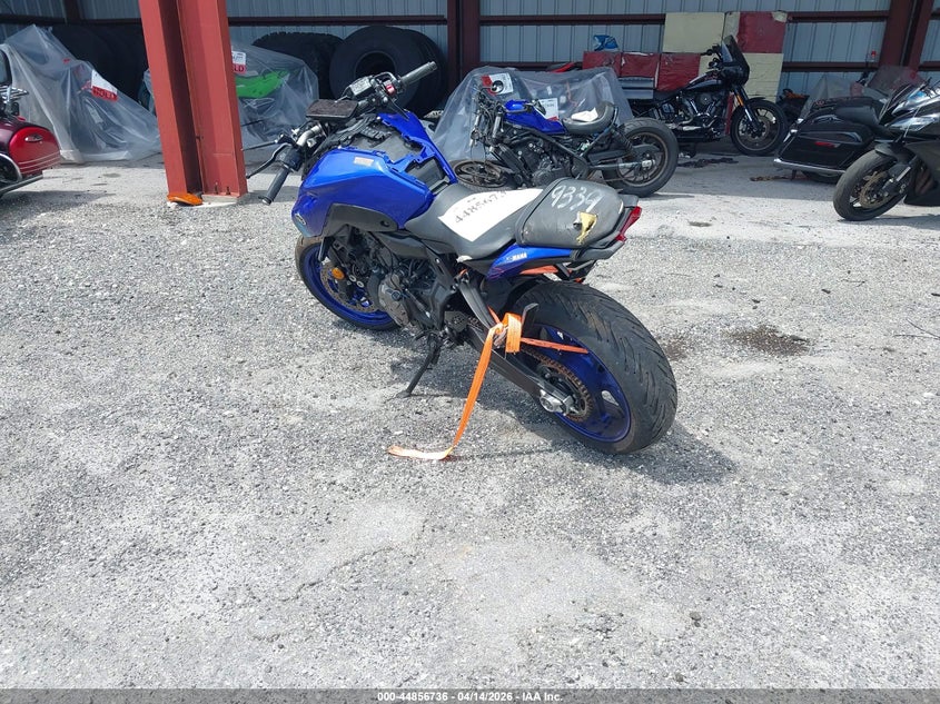 2024 Yamaha Mt VIN JYARM32E4RA009339 IAAI salvage auction — FRONT END, Wait Title, sold $2,000 on 2026-08-28 (photo 3)