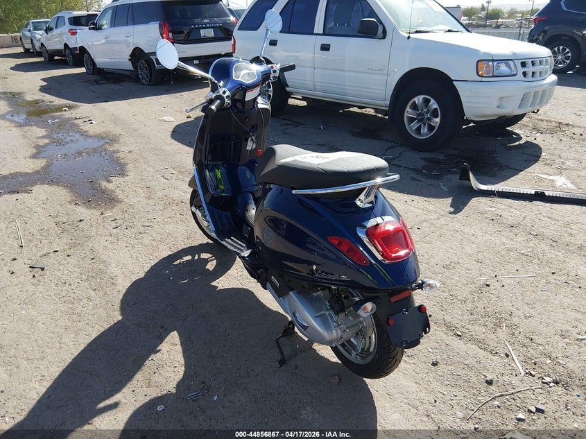2024 Vespa - VIN ZAPMD18G1R5100183 IAAI salvage auction — LEFT SIDE, Salvage Title, sold $1,525 on 2026-08-05 (photo 3)