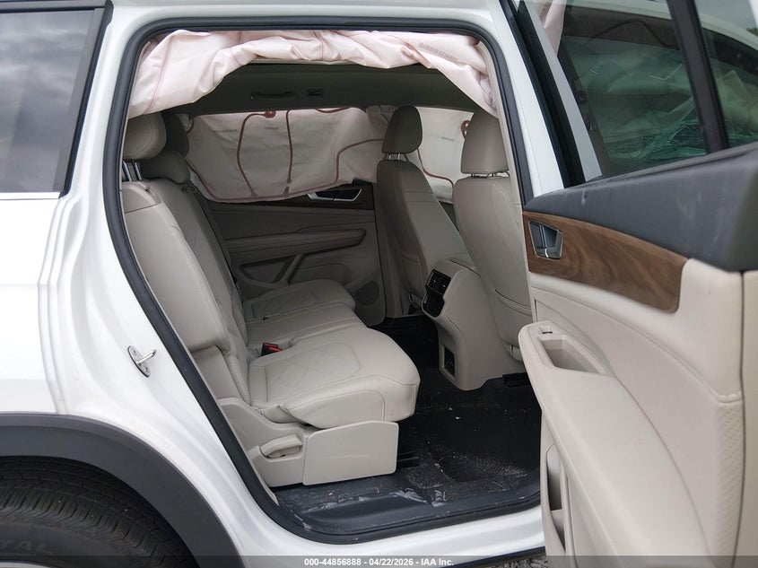2025 Volkswagen Atlas VIN 1V2JR2CA8SC534003 IAAI salvage auction — FRONT END, Salvage (Alabama), sold $8,000 on 2026-07-30 (photo 8)