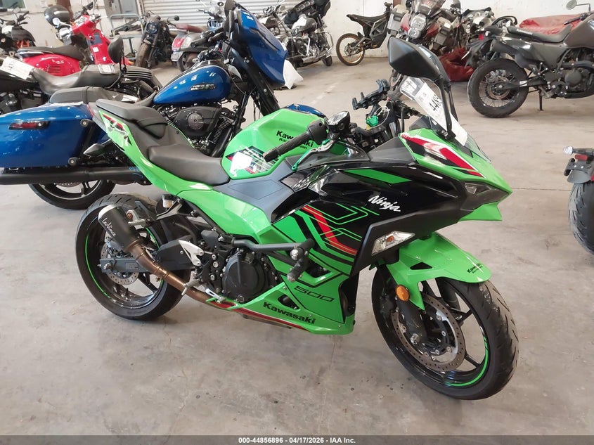 2024 Kawasaki Ninja VIN ML5EXGH18RDA21902 IAAI salvage auction — LEFT & RIGHT, Salvage Title, sold $2,150 on 2026-07-23 (photo 1)