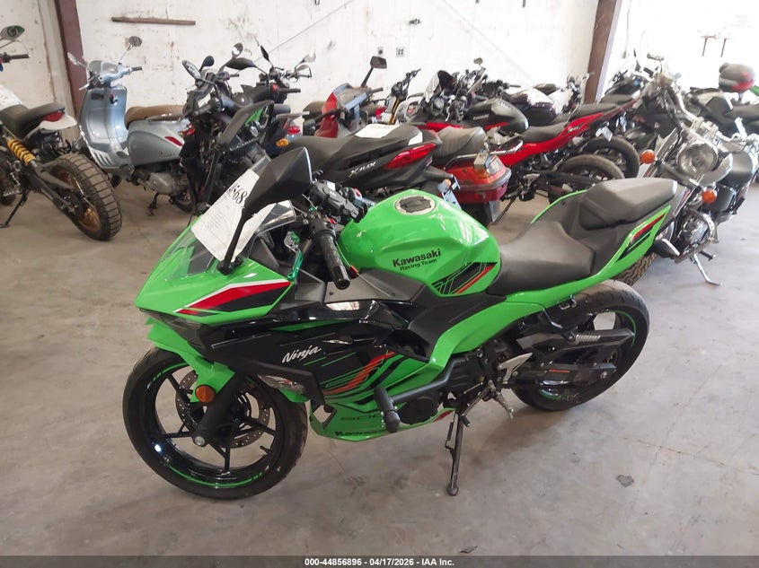 2024 Kawasaki Ninja VIN ML5EXGH18RDA21902 IAAI salvage auction — LEFT & RIGHT, Salvage Title, sold $2,150 on 2026-07-23 (photo 2)