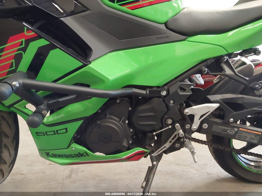 2024 Kawasaki Ninja VIN ML5EXGH18RDA21902 IAAI salvage auction — LEFT & RIGHT, Salvage Title, sold $2,150 on 2026-07-23 (photo 9)