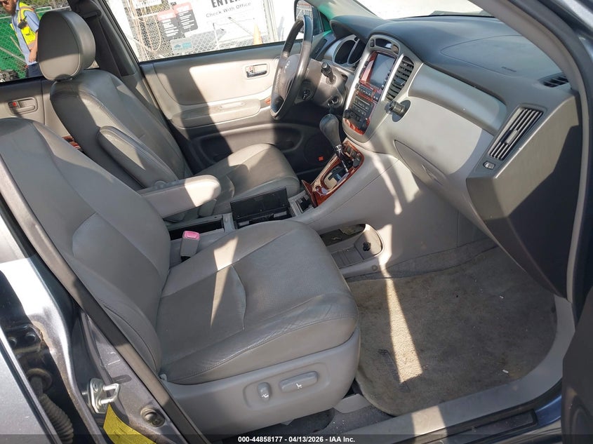 2006 Toyota Highlander VIN JTEEW21A260033609 IAAI salvage auction — MECHANICAL, Bill Of Sale (Tennessee), sold $825 on 2026-07-13 (photo 5)
