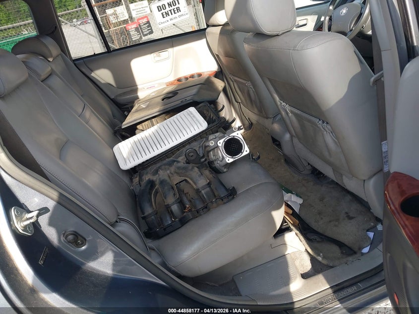2006 Toyota Highlander VIN JTEEW21A260033609 IAAI salvage auction — MECHANICAL, Bill Of Sale (Tennessee), sold $825 on 2026-07-13 (photo 8)