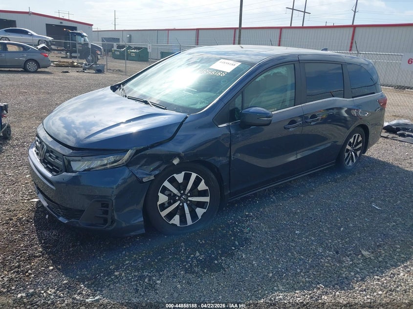 2025 Honda Odyssey VIN 5FNRL6H68SB005915 IAAI salvage auction — LEFT FRONT, Salvage (Louisiana), sold $13,400 on 2026-07-29 (photo 2)