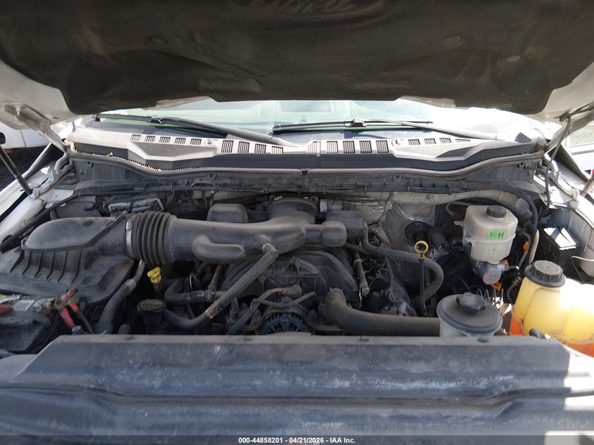 2017 Ford F550 VIN 1FDUF5GY2HED21489 IAAI salvage auction — NORMAL WEAR, Clear (Pennsylvania), sold $525 on 2026-07-22 (photo 9)