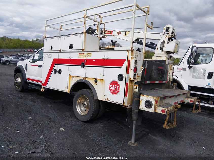 2017 Ford F550 VIN 1FDUF5GY2HED21489 IAAI salvage auction — NORMAL WEAR, Clear (Pennsylvania), sold $525 on 2026-07-22 (photo 3)