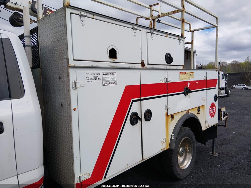 2017 Ford F550 VIN 1FDUF5GY2HED21489 IAAI salvage auction — NORMAL WEAR, Clear (Pennsylvania), sold $525 on 2026-07-22 (photo 6)