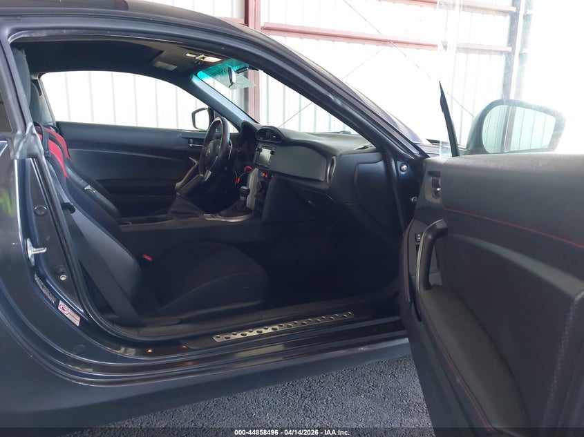 2015 Scion Fr-s VIN JF1ZNAA1XF8713963 IAAI salvage auction — NORMAL WEAR, Salvage (Texas), sold $1,550 on 2026-07-07 (photo 5)
