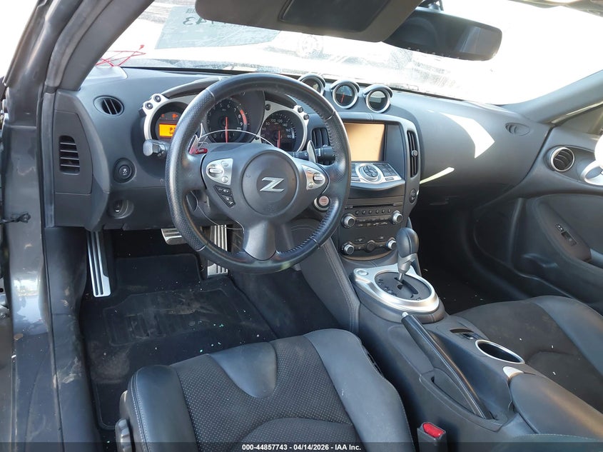 2019 Nissan 370z VIN JN1AZ4EH7KM420563 IAAI salvage auction — RIGHT SIDE, Wait Title, sold $2,800 on 2026-07-07 (photo 5)