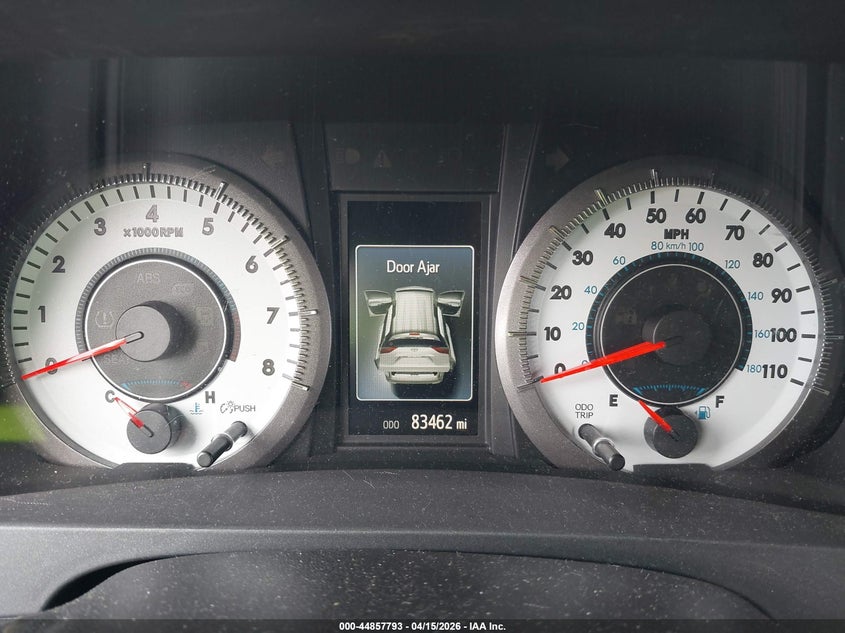 2018 Toyota Sienna VIN 5TDXZ3DCXJS945241 IAAI salvage auction — RIGHT FRONT, Salvage (Hawaii), sold $825 on 2026-07-28 (photo 7)
