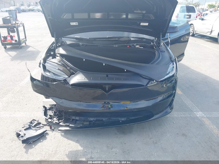 2026 Tesla Model x VIN 7SAXCBE68TF480649 IAAI salvage auction — FRONT END, Wait Title, sold $39,600 on 2026-07-13 (photo 6)