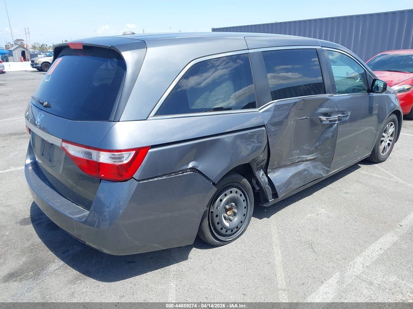 2013 Honda Odyssey VIN 5FNRL5H66DB012990 IAAI salvage auction — RIGHT SIDE, Wait Title, sold $1,200 on 2026-07-09 (photo 4)