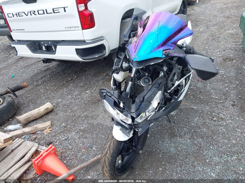 2023 Kawasaki Ex VIN JKAEXKG14PDAL9265 IAAI salvage auction — ALL OVER, Mv-907A (New York), sold $200 on 2026-07-21 (photo 5)