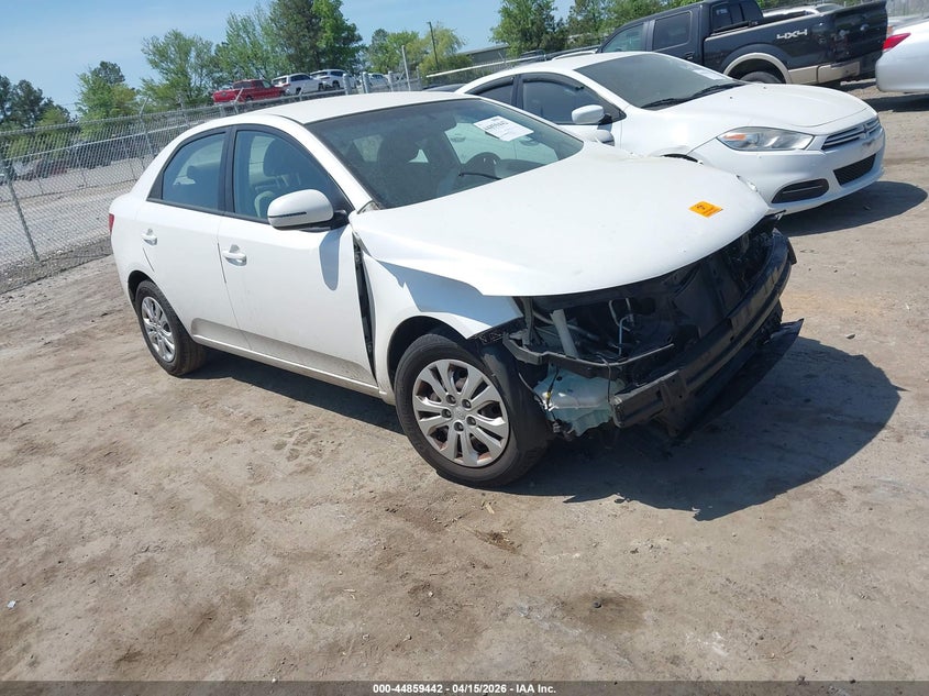 2012 Kia Forte VIN KNAFU4A22C5614221 IAAI salvage auction — FRONT END, Clear (Virginia), sold $350 on 2026-07-24 (photo 1)