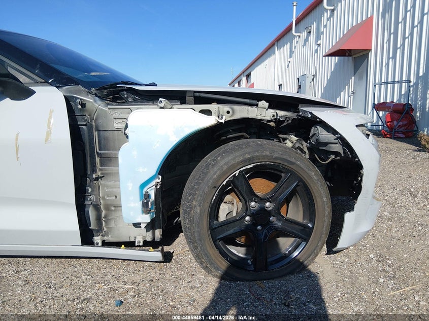 2017 Chevrolet Camaro VIN 1G1FB1RX9H0102282 IAAI salvage auction — RIGHT FRONT, Wait Title, sold $3,600 on 2026-07-09 (photo 6)