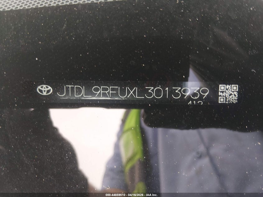 2020 Toyota Prius VIN JTDL9RFUXL3013939 IAAI salvage auction — LEFT SIDE, Salvage (New Hampshire), sold $3,350 on 2026-07-08 (photo 8)