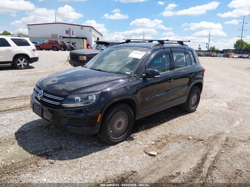 2017 Volkswagen Tiguan VIN WVGBV7AX2HK054412 IAAI salvage auction — RIGHT REAR, Repossessed (Missouri), sold $775 on 2026-07-13 (photo 2)