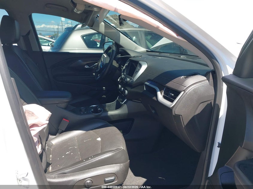 2023 Gmc Terrain VIN 3GKALPEG0PL151030 IAAI salvage auction — SIDE, Salvage Title, sold $9,200 on 2026-09-01 (photo 5)