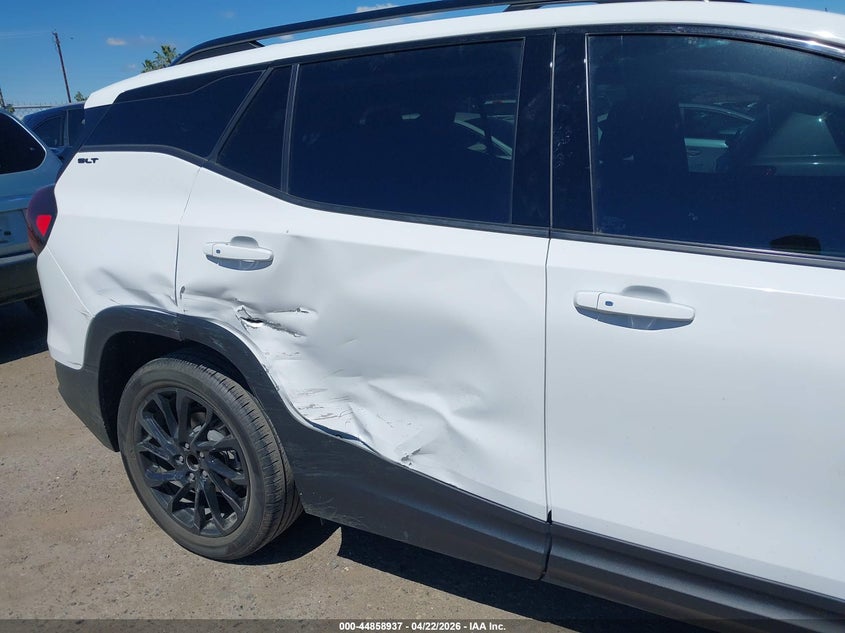 2023 Gmc Terrain VIN 3GKALPEG0PL151030 IAAI salvage auction — SIDE, Salvage Title, sold $9,200 on 2026-09-01 (photo 6)