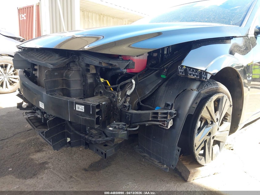 2023 Hyundai Elantra VIN KMHLM4AJ8PU086723 IAAI salvage auction — FRONT END, Wait Title, sold $3,050 on 2026-07-13 (photo 6)