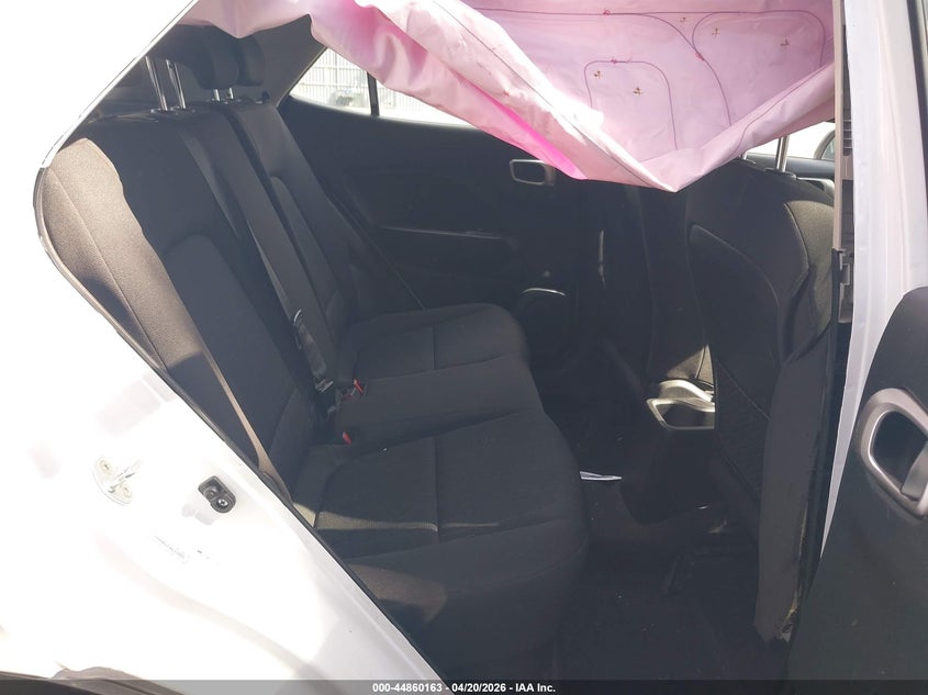 2022 Hyundai Venue VIN KMHRB8A33NU133825 IAAI salvage auction — FRONT & REAR, Salvage Title, sold $1,550 on 2026-07-29 (photo 8)