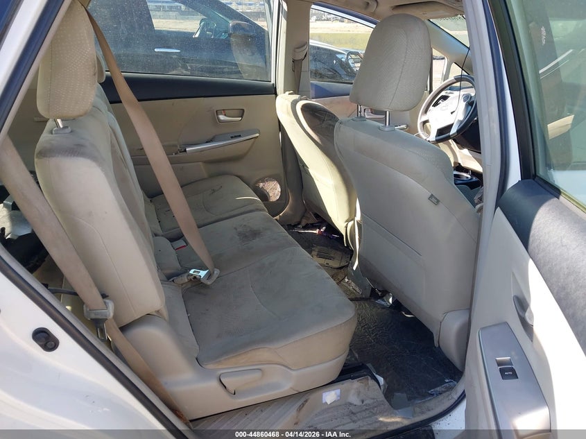 2013 Toyota Prius v VIN JTDZN3EU4D3187947 IAAI salvage auction — SIDE, Wait Title, sold $25 on 2026-07-21 (photo 8)