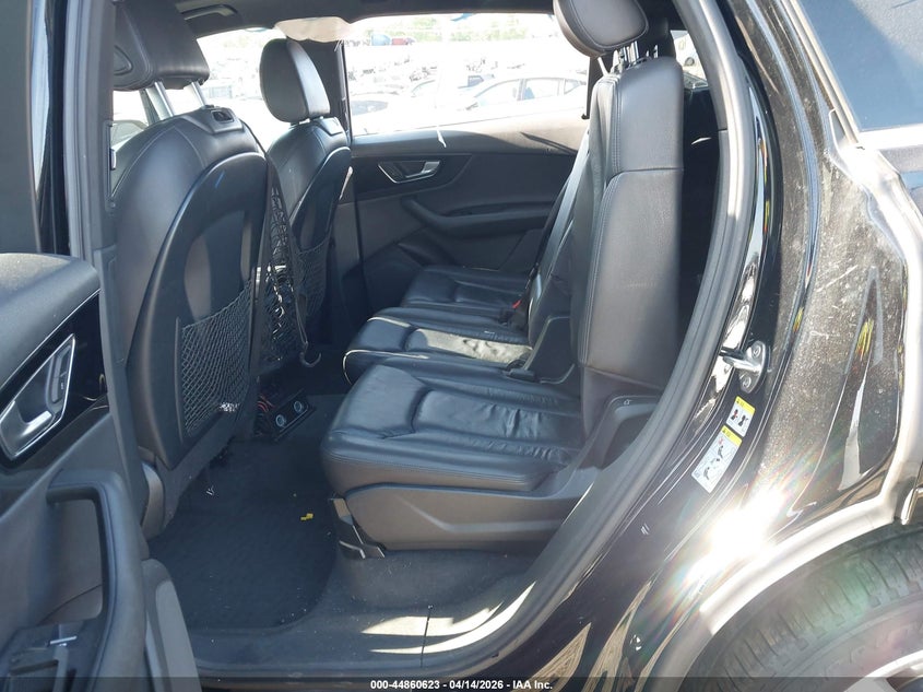 2017 Audi Q7 VIN WA1AHAF7XHD048062 IAAI salvage auction — LEFT & RIGHT, Wait Title, sold $1,950 on 2026-07-29 (photo 8)