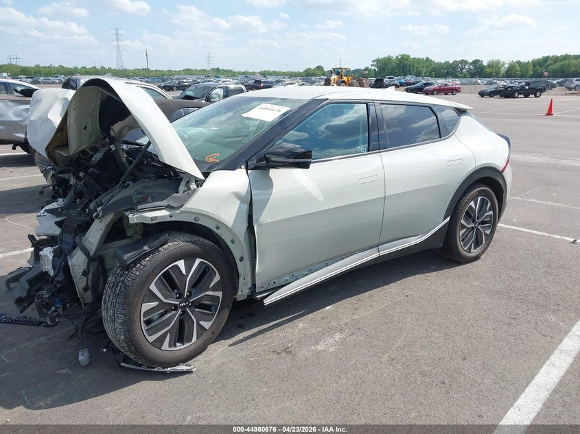 2024 Kia Ev6 VIN KNDC3DLC2R5615358 IAAI salvage auction — FRONT END, Wait Title, sold $3,100 on 2026-07-09 (photo 2)